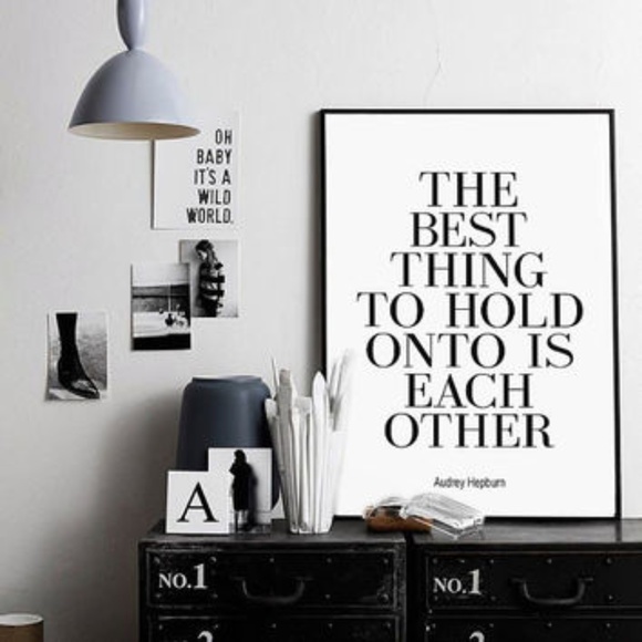 Meet your Posher, April - Picture 3 of 4